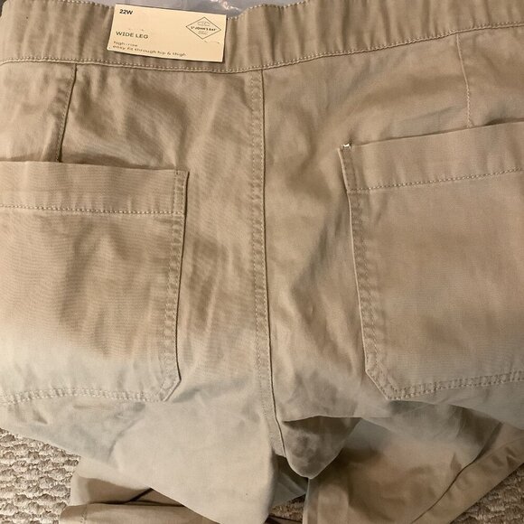 St. John's Bay Womens Pants Size 22W Mariner Wide Leg Heritage Khaki Tan Sailor - Picture 7 of 8